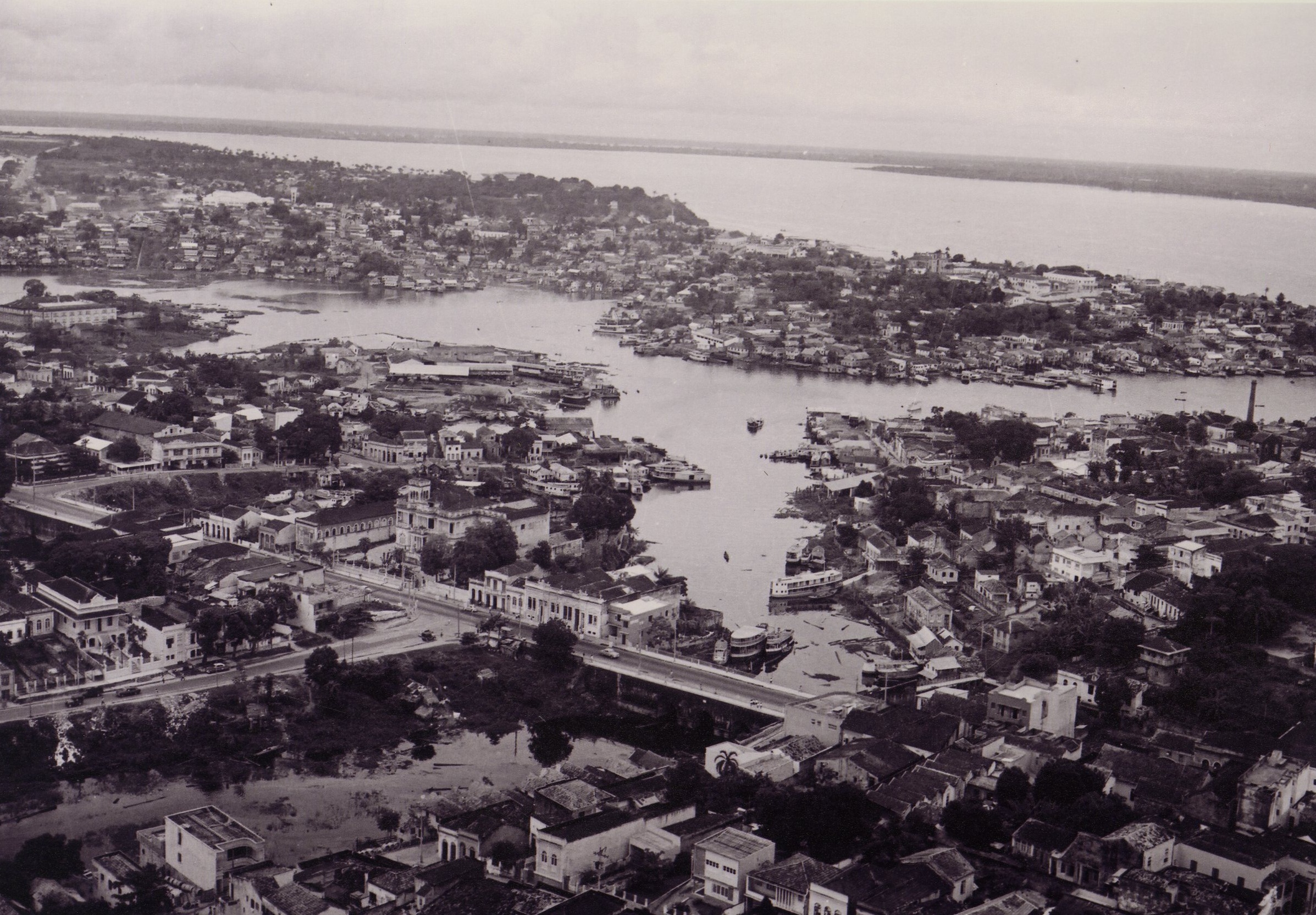Vista do Rio Negro na década de 1960 - Instituto Durango Duarte