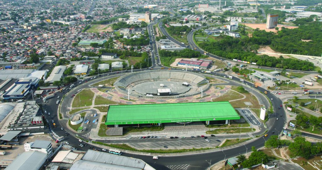 Fotografia aérea da Praça Francisco Pereira da Silva - IDD 2007