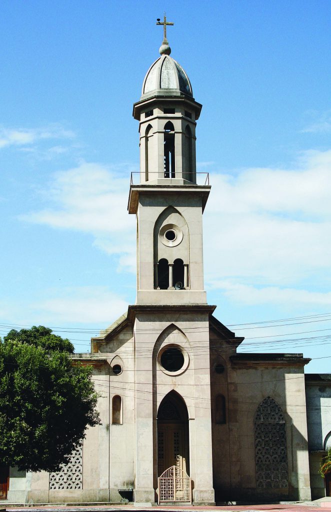 Igreja de Nossa Senhora de Nazaré no Bairro Adrianópolis